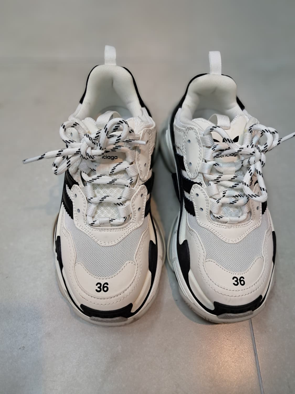 발렌시아가 트리플 S 스니커즈 36 상품이미지2