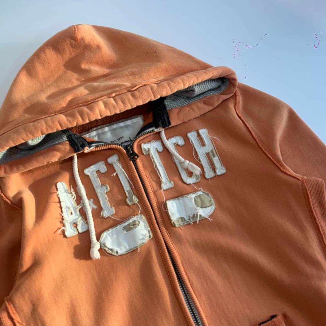 Abercrombie 아베크롬비 그런지 화이트 로고 오렌지 후드집업  상품이미지4