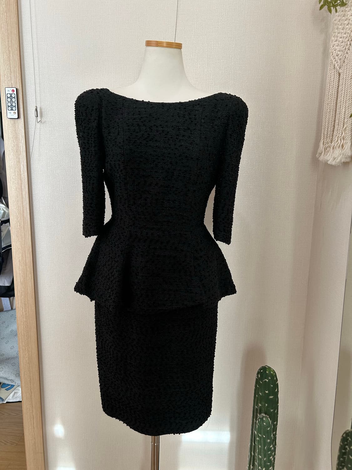 MINE 블랙 원피스 상품이미지1