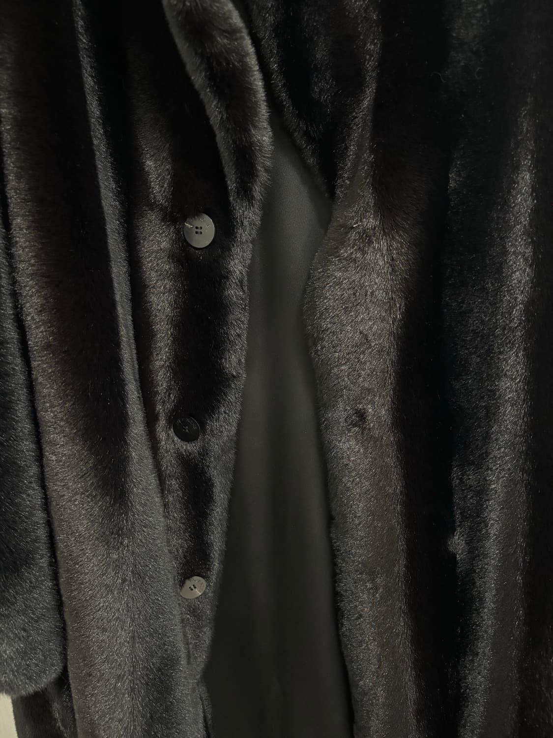 FACE NONE 페이스넌 블랙 퍼 코트 (급처) 상품이미지5