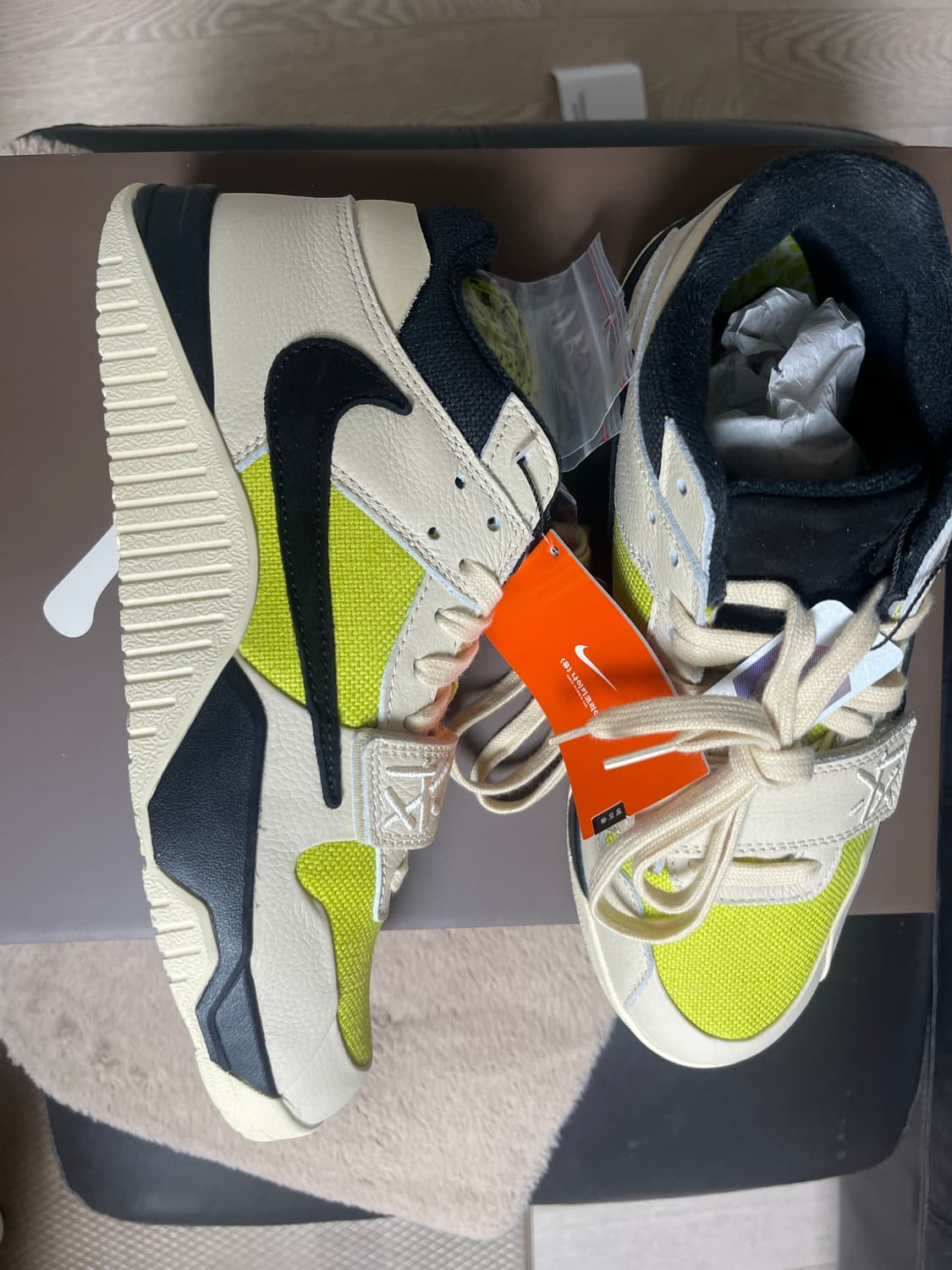 [270]조던 트래비스스캇 점프맨 잭 브라이트 캑터스 상품이미지2