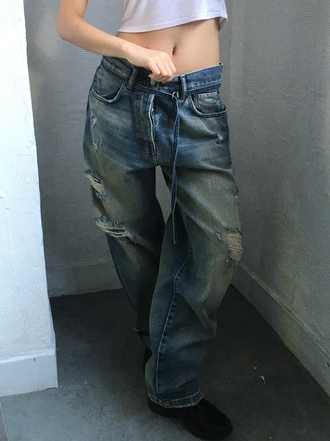 Acne Studio 아크네스튜디오 디스트레스드 데님 팬츠  상품이미지1