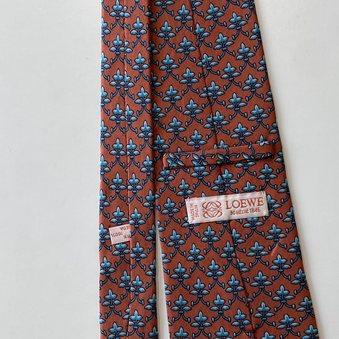 로에베(LOEWE) 정품 명품넥타이 상품이미지5