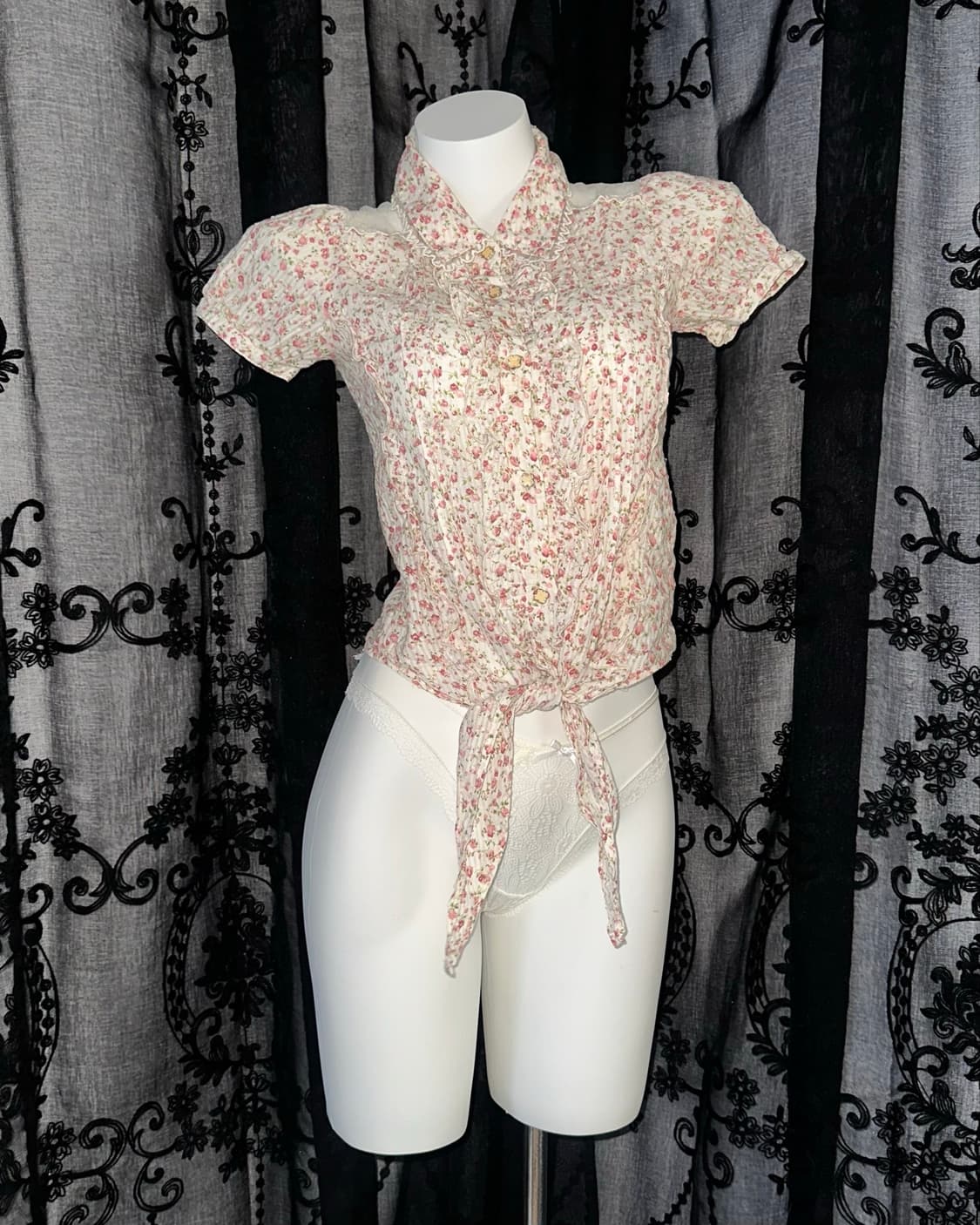 floral tie-front blouse 상품이미지1