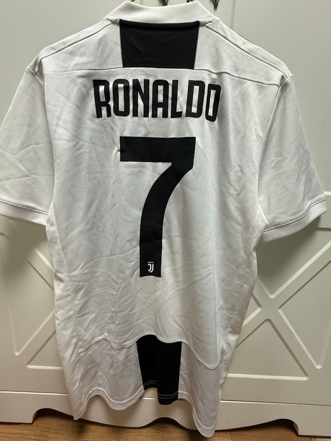 18-19 유벤투스 호날두 유니폼 상품이미지2