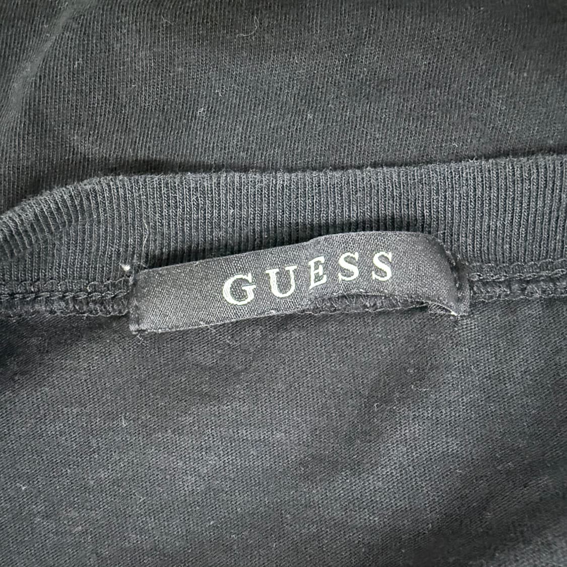 L 게스 삼각로고 반팔티 0203T 상품이미지3