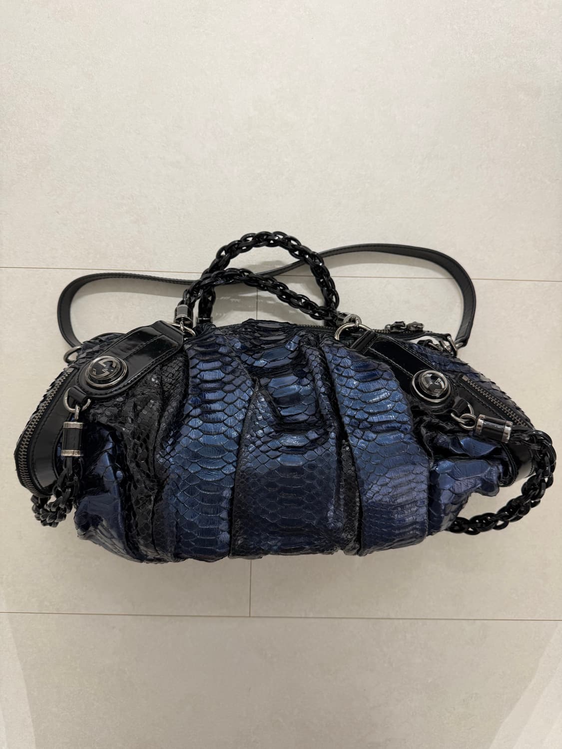 구찌 갤럭시 파이톤 톱 사첼/핸들백 상품이미지5