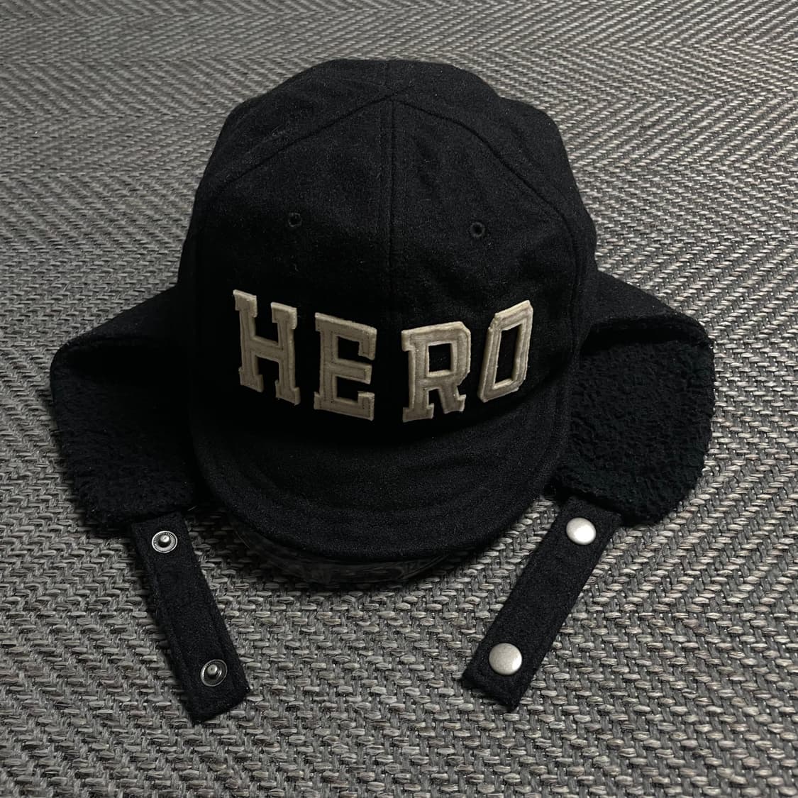 A.kurtz HERO 빅로고 이어플랩 트루퍼 햇y 6134 상품이미지2