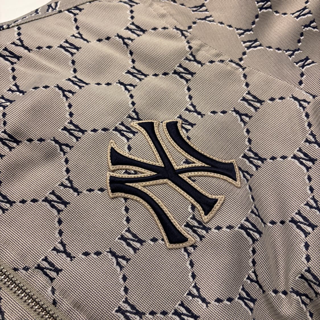 [95] 엠엘비 MLB NY 모노그램 양키스 패턴 자켓 D94 상품이미지4