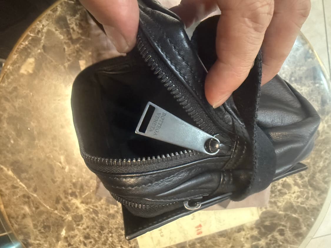 25ss 정품 보테카베네타 슬링백 팝니다 상품이미지7