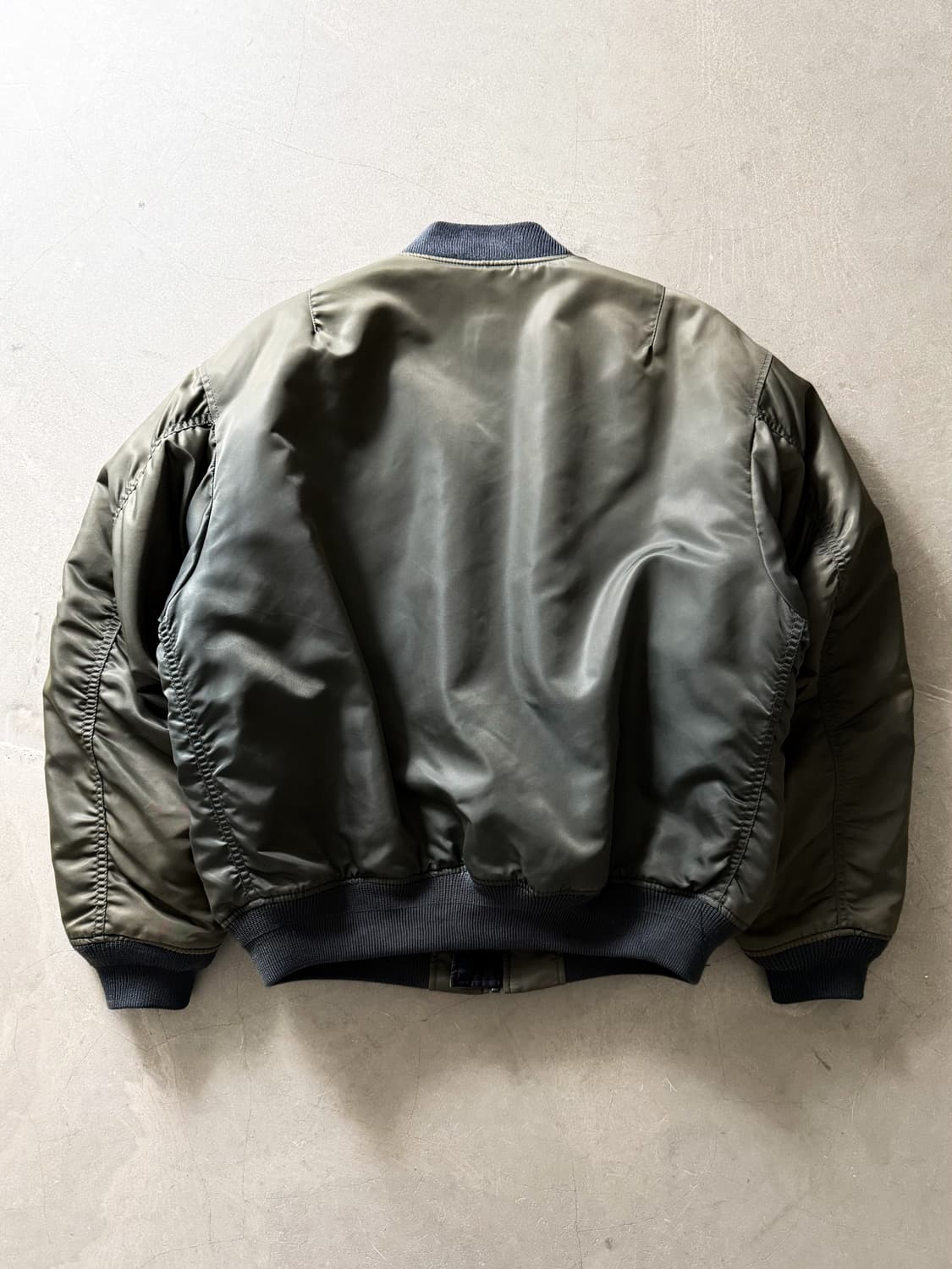 Vintage Converse MA-1 Bomber Jacket 상품이미지5