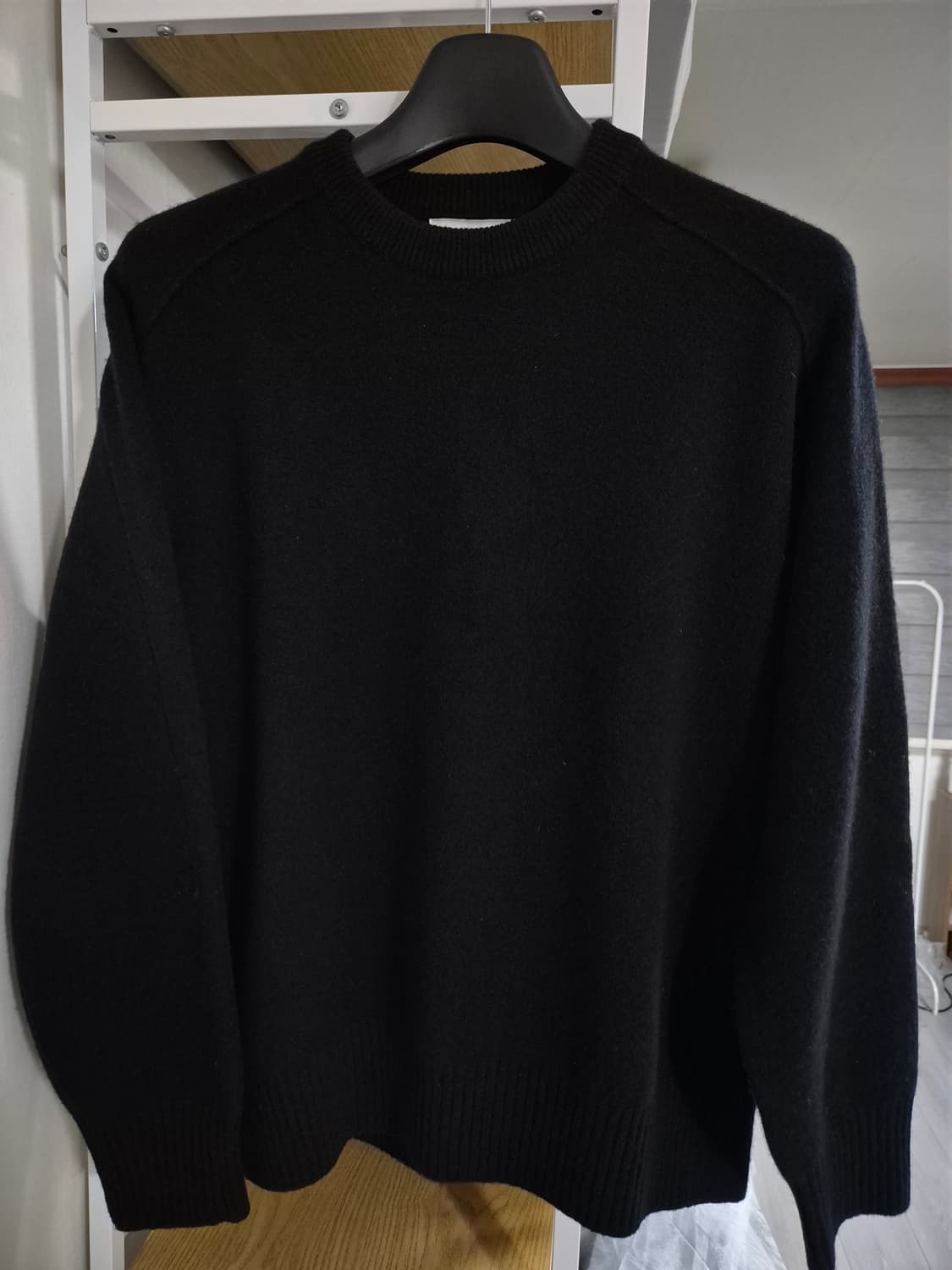 타임옴므 울 라운드 니트 100 블랙 상품이미지1