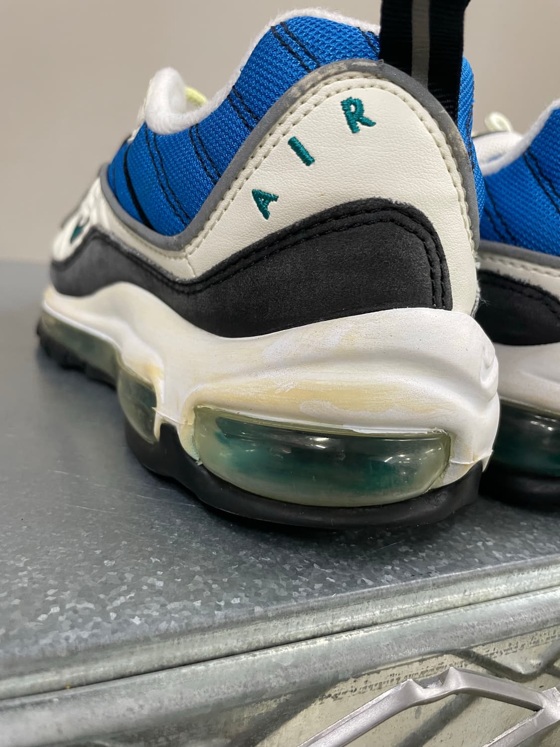 나이키 에어맥스 98 라디언트 에메랄드 245 상품이미지9