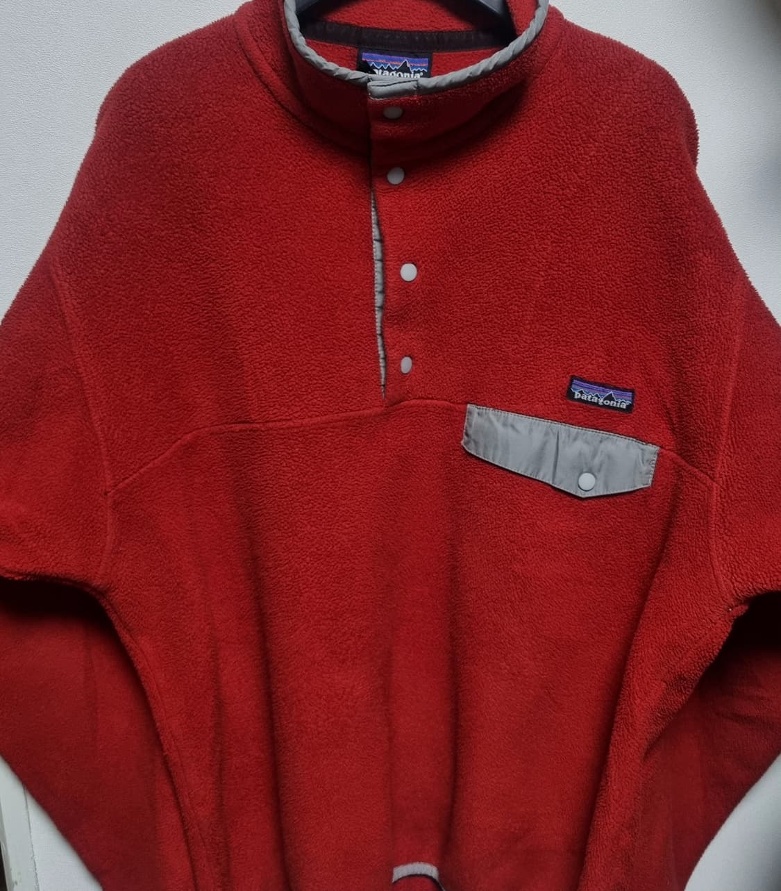 파티고니아 신칠라  레드그레이 m 상품이미지1