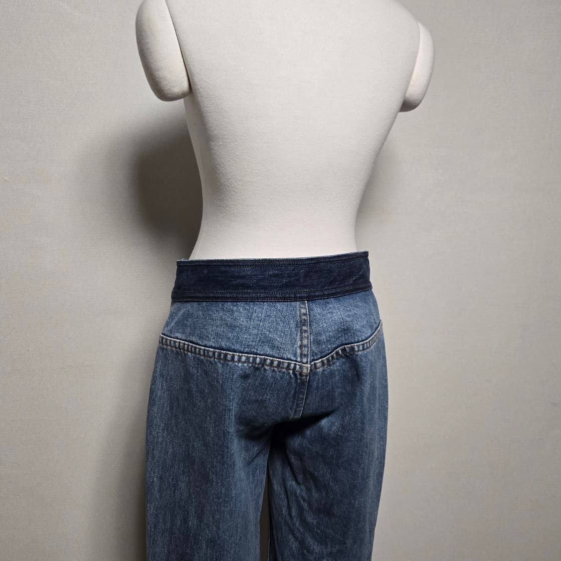 마크제이콥스 라운드포켓 데님팬츠 / 여성 팬츠/ 여성 바지  상품이미지8