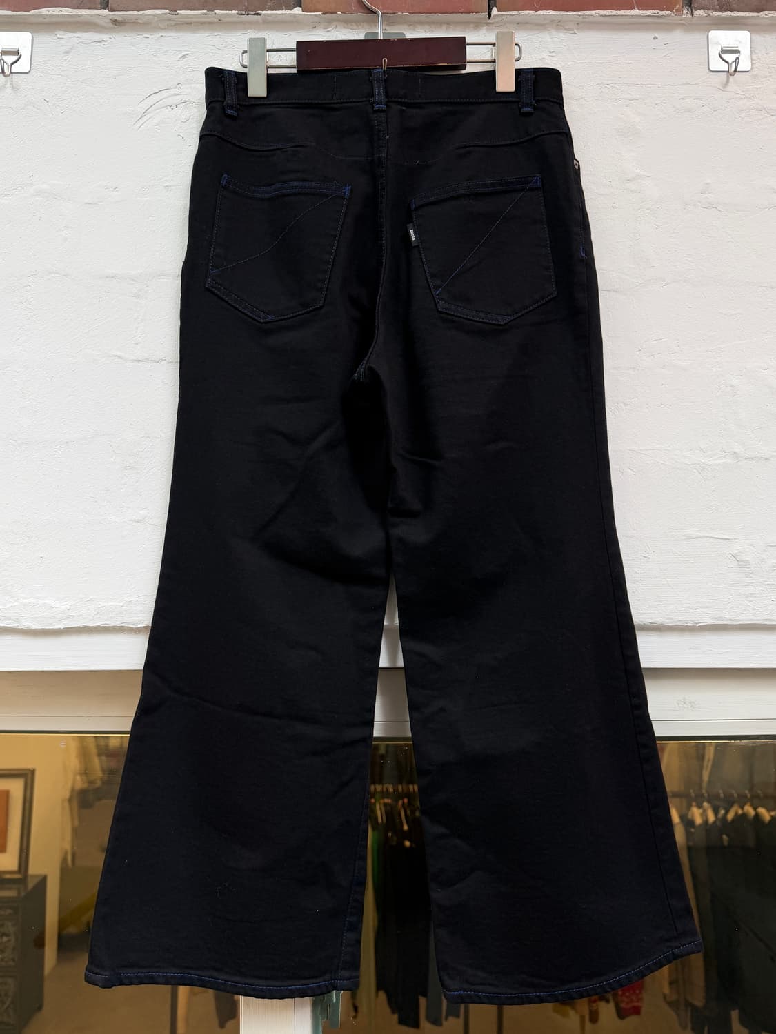 CABANE de Zucca 카반드주카 블루 스티칭 부츠컷 블랙 진 상품이미지8