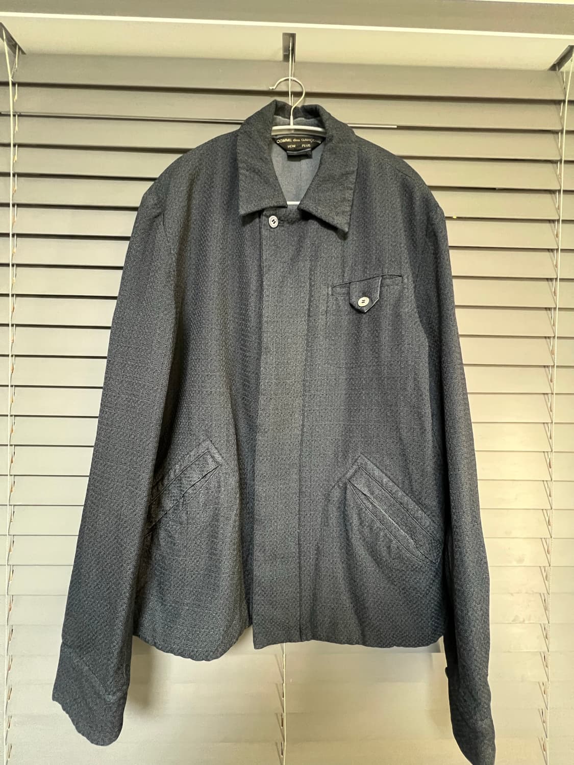 꼼데가르송 옴므 플러스 히든 버튼 자켓 상품이미지1
