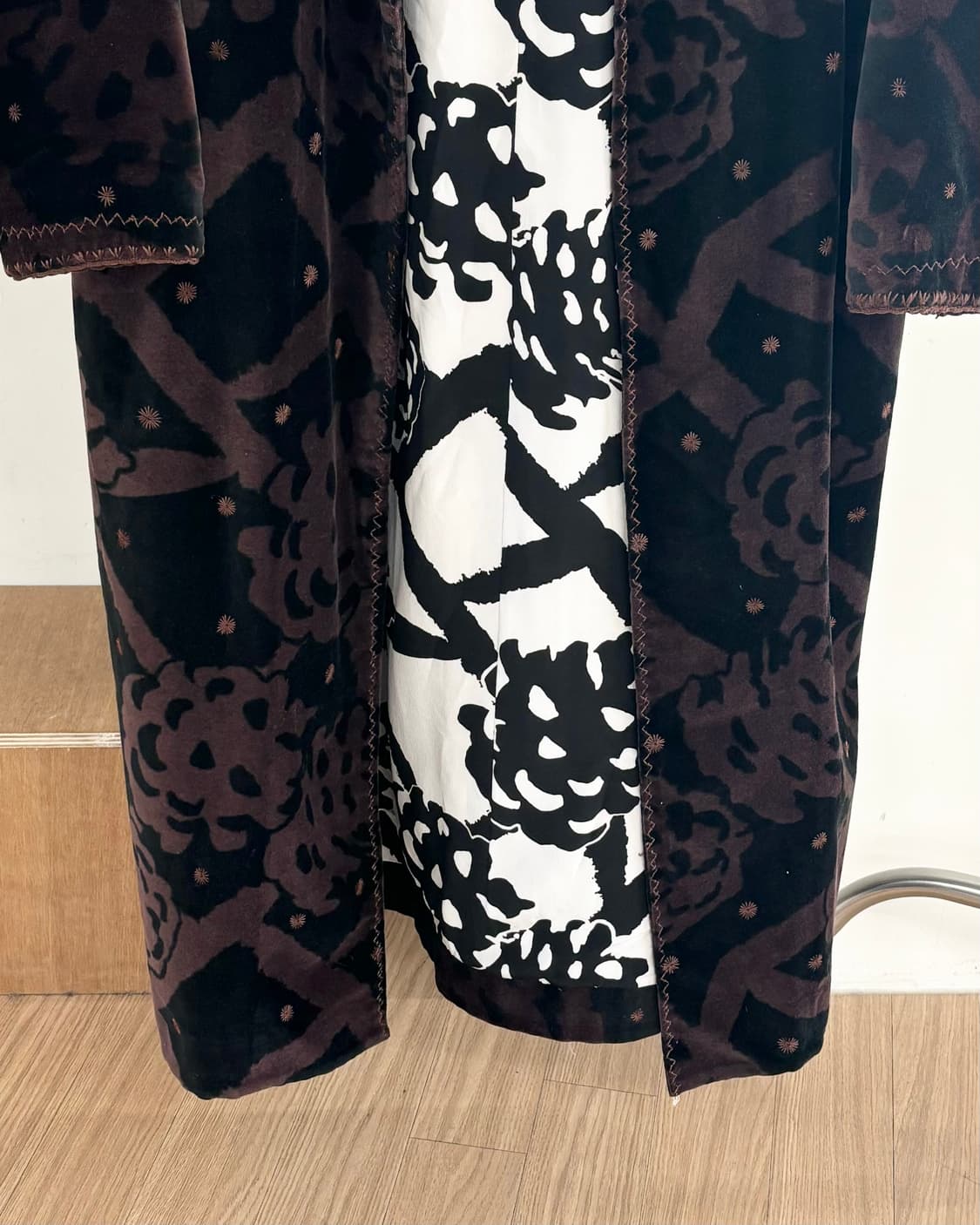 안안 런드리 플로럴 패턴 롱 코트 상품이미지5