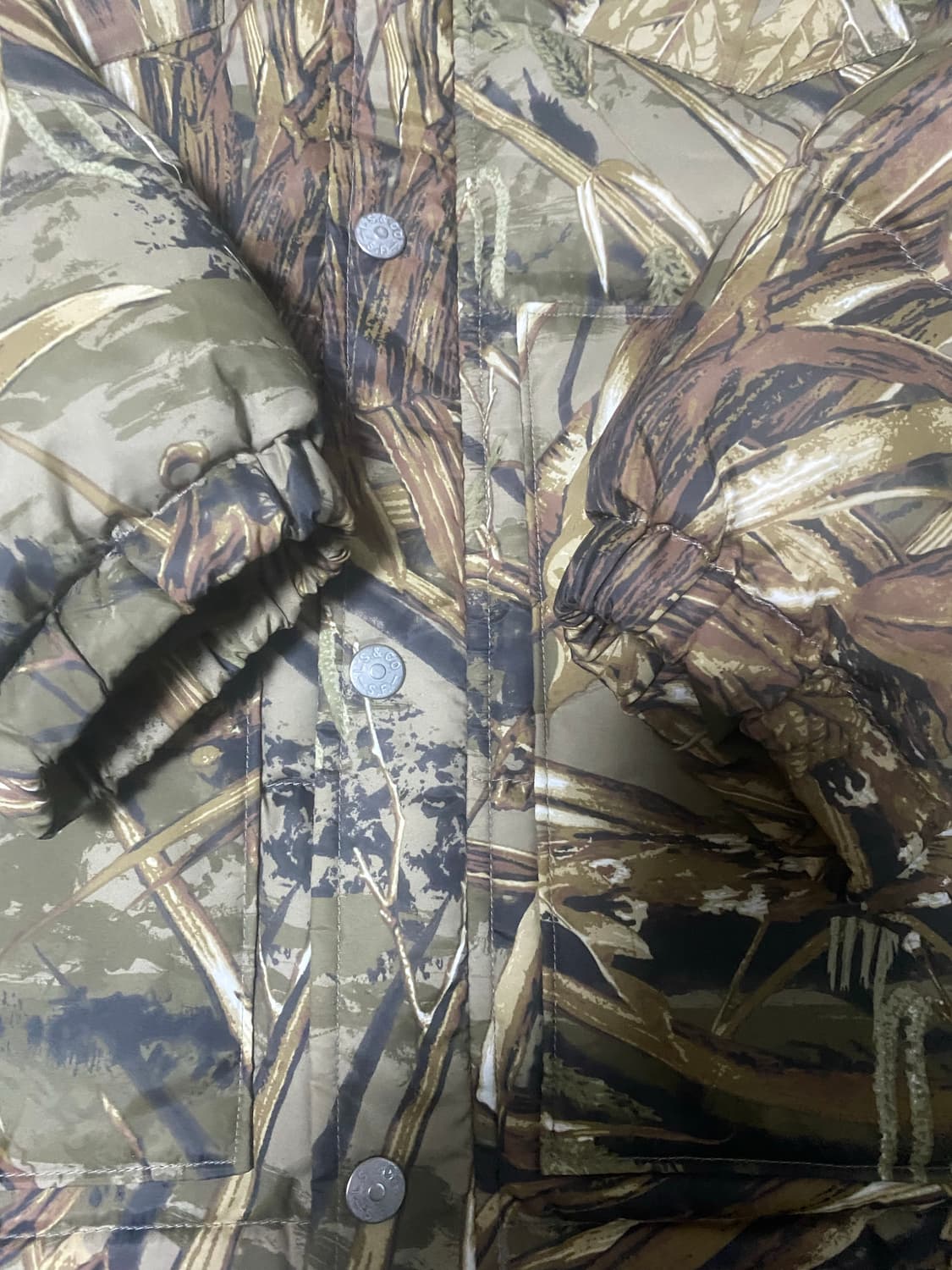 리바이스 리얼트리 카모 경량패딩 상품이미지3