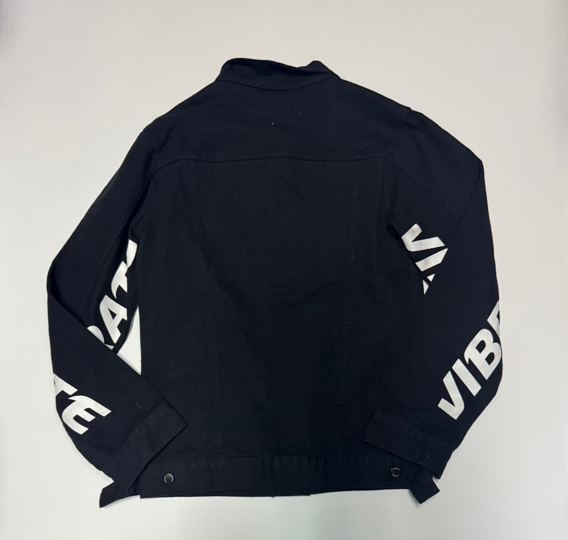 바이브레이트 블랙 데님 트러커 자켓 M 상품이미지2