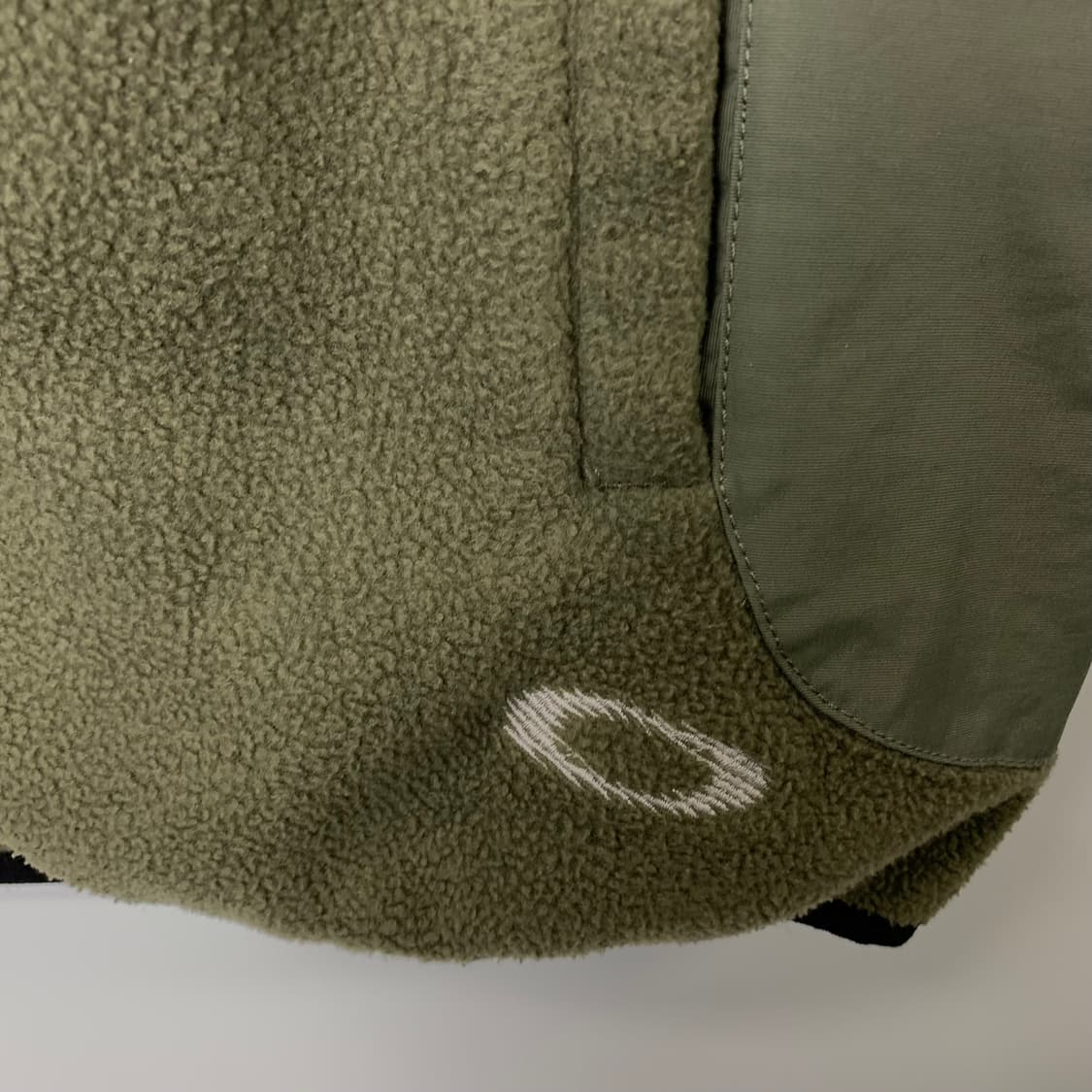 오클리 소프트웨어 카키 플리스 베스트  상품이미지4