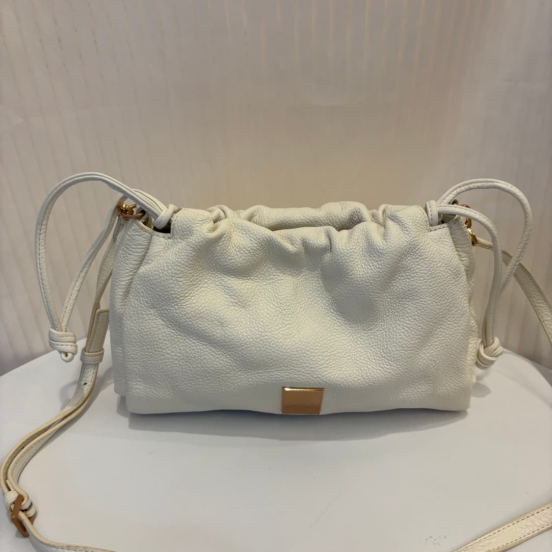 정품 쿠론 복조리 크로스백     상품이미지2