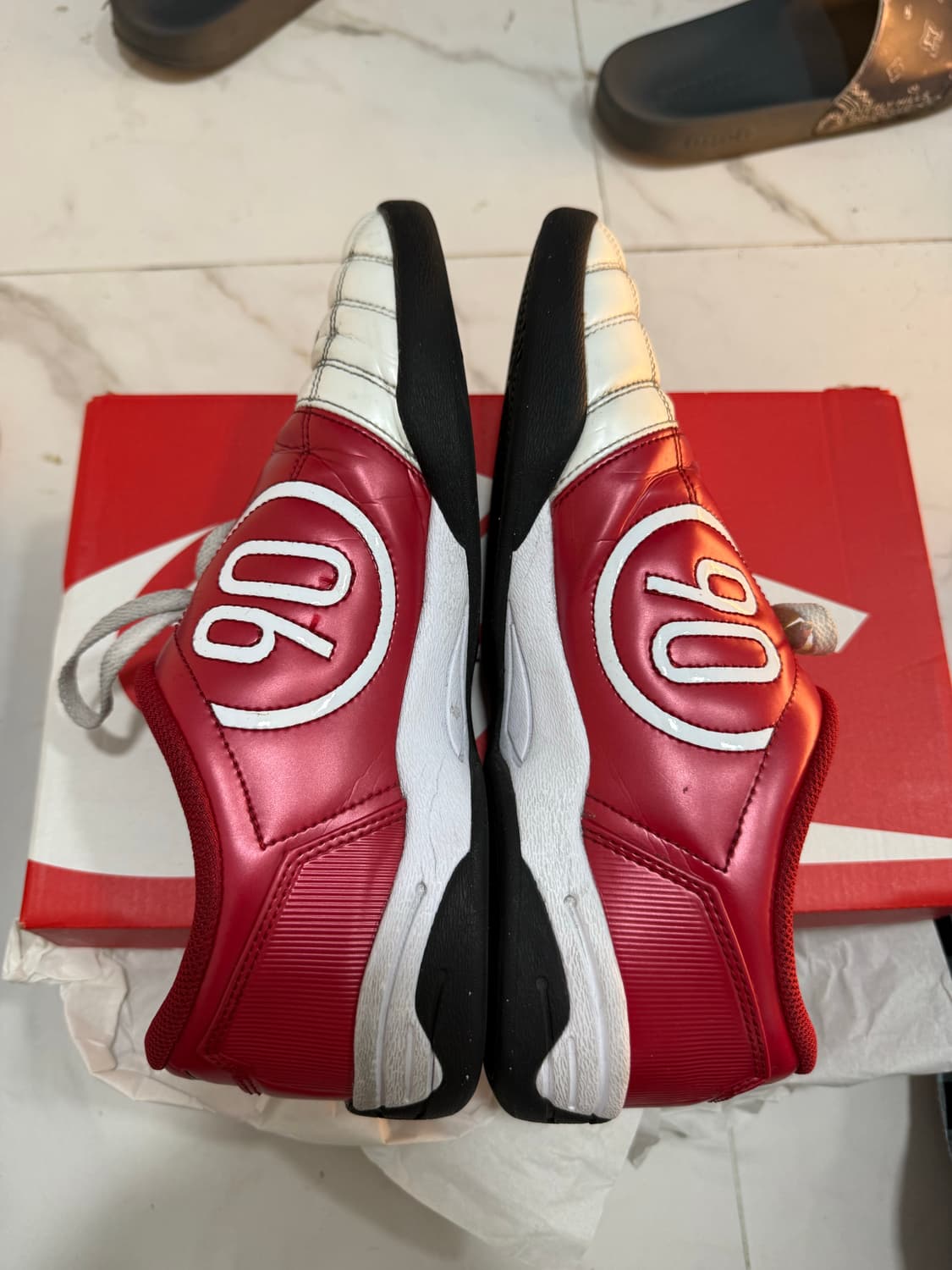 나이키 토탈 90 스니커즈 (축구화아님) 상품이미지3