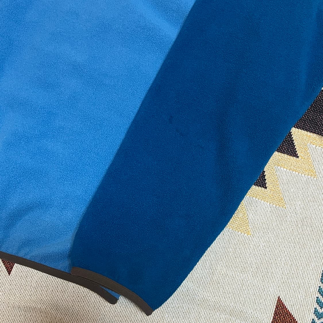 파타고니아 신칠라 스냅티 L 트래비스 스캇 착용 상품이미지7