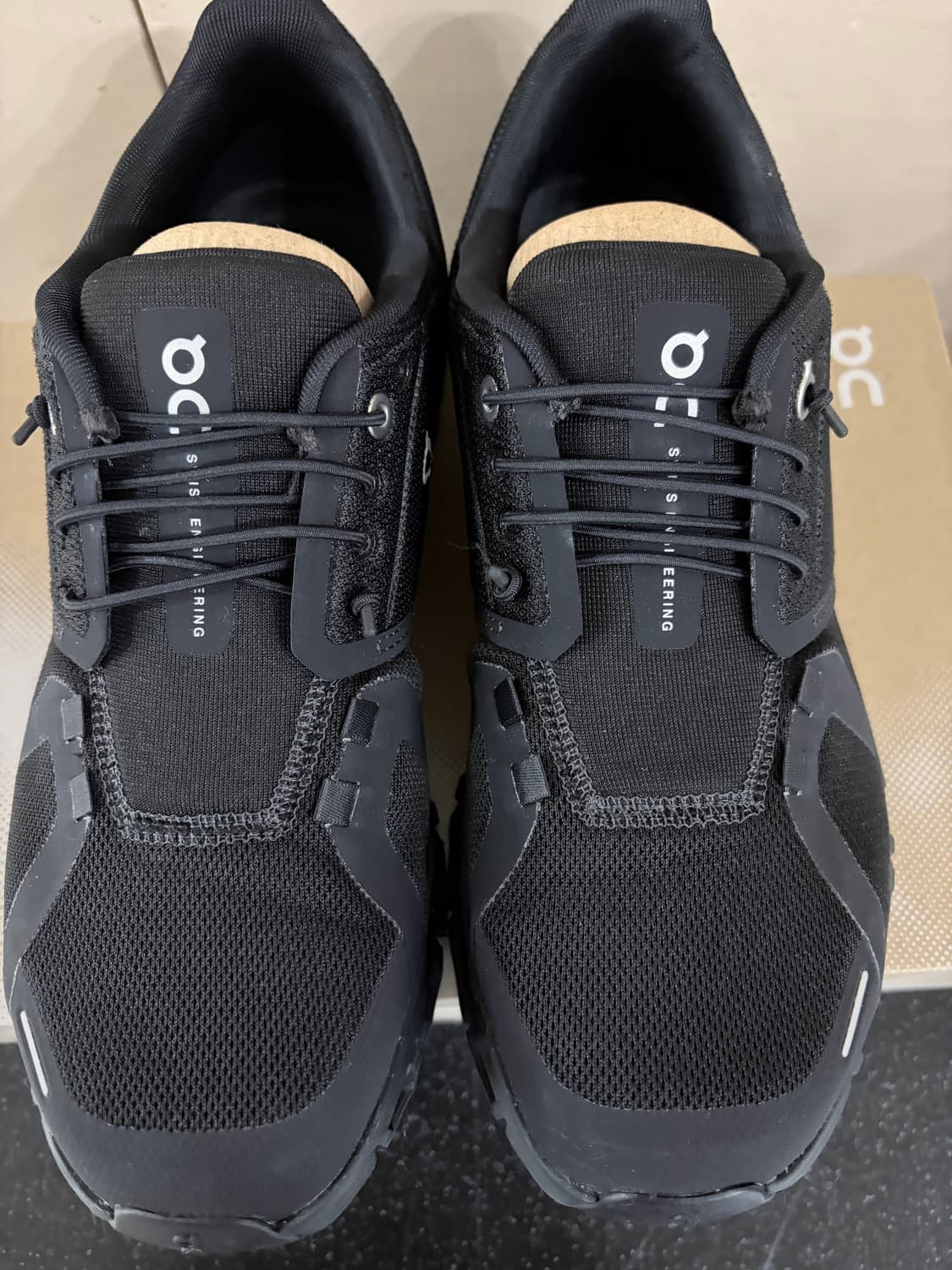 온러닝 클라우드 6 블랙 255 US 8.5 상품이미지6