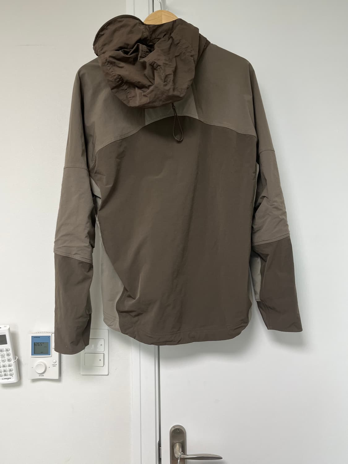 [M] 나이키 acg 썬페어러 자켓 아이언스톤 아시아 상품이미지3