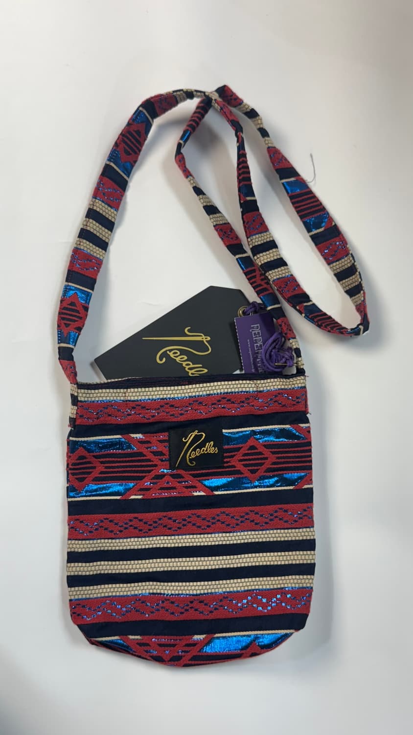 니들스 사이드백 상품이미지4