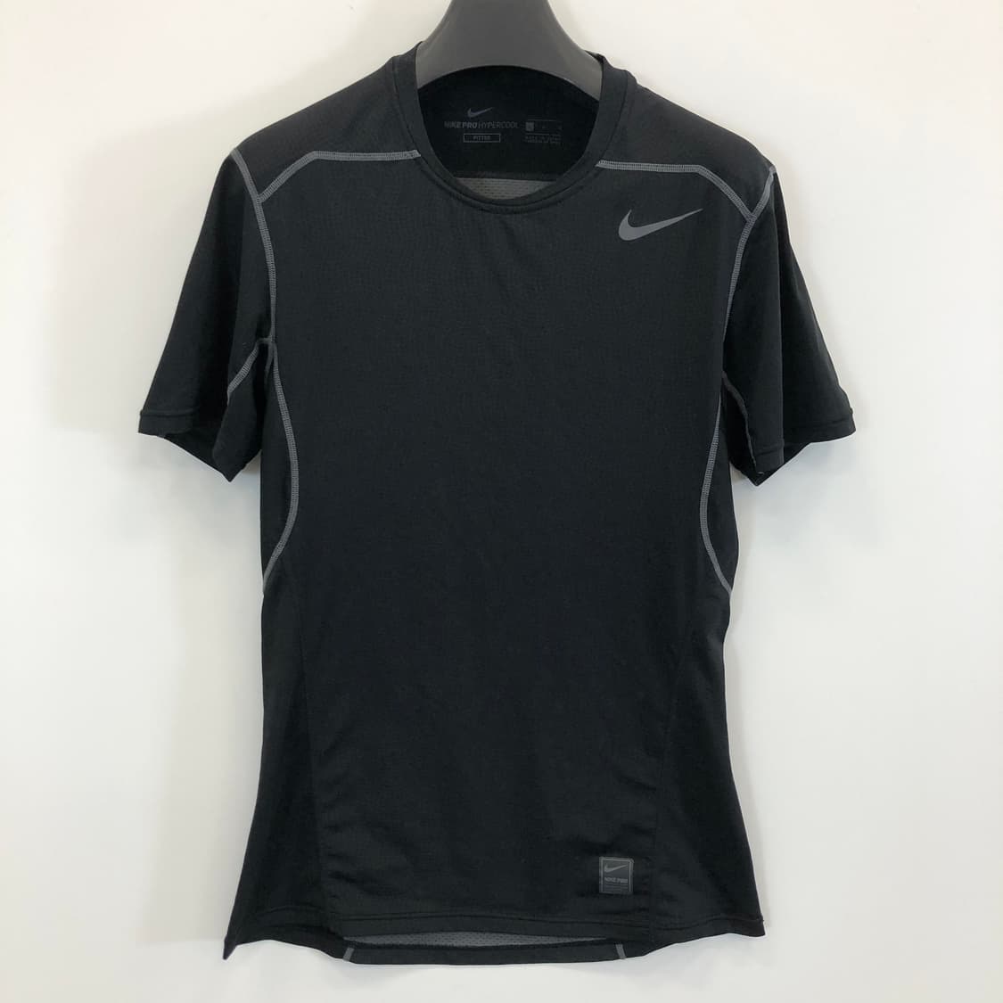 나이키 프로 하이퍼쿨 피티드 반팔 100 상품이미지1