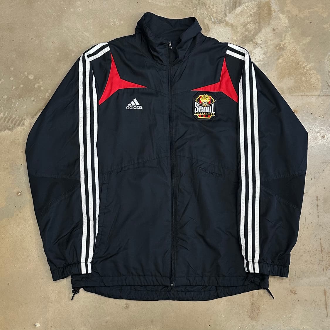 95 아디다스 FC 서울 레드 파이핑 블랙 바람막이 상품이미지2