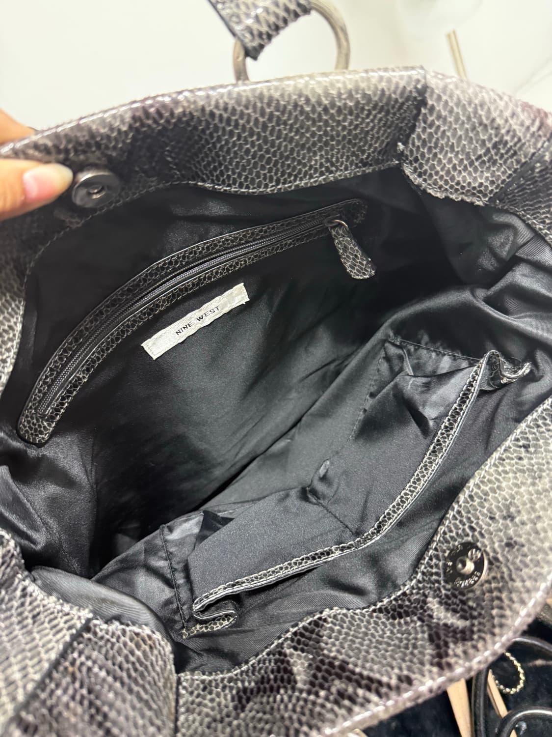00s leather detailed bag 상품이미지4