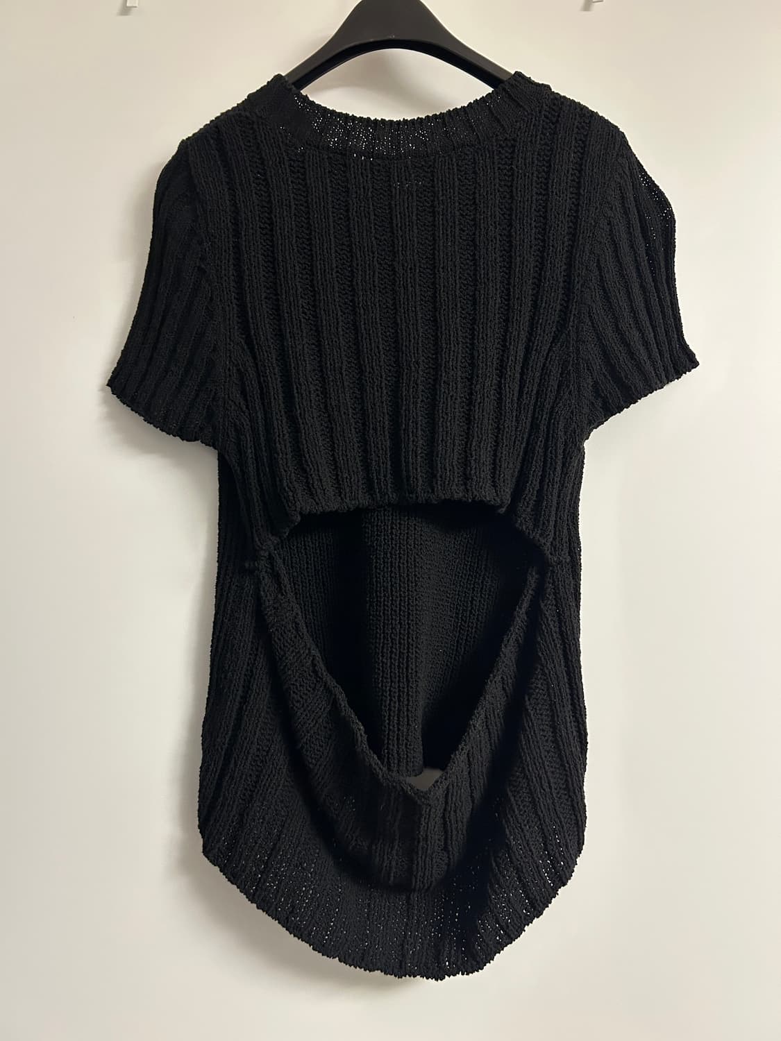 더오픈프로덕트 오픈와이와이 백슬릿 니트 상품이미지4