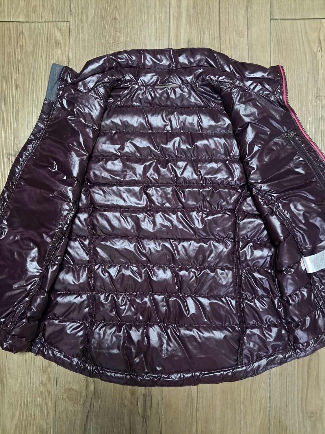밀레 여성 경량 패딩조끼 90 상품이미지5
