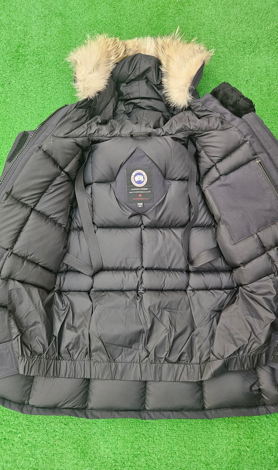 (정품) 캐나다구스 익스페디션 네이비 S 패딩 상품이미지3