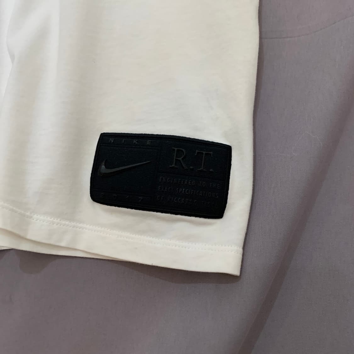 XL 나이키 X 리카르도 티시 빅토리어스 프린팅 오버핏 반팔티 상품이미지6