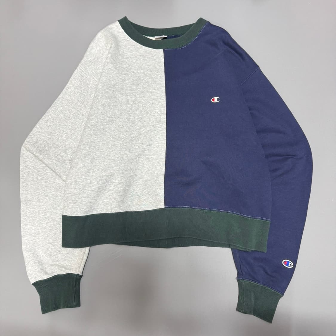 챔피온 x Ungrid 네이비 멜란지 믹스 하프 언발란스 쇼트 스웻셔츠 상품이미지7