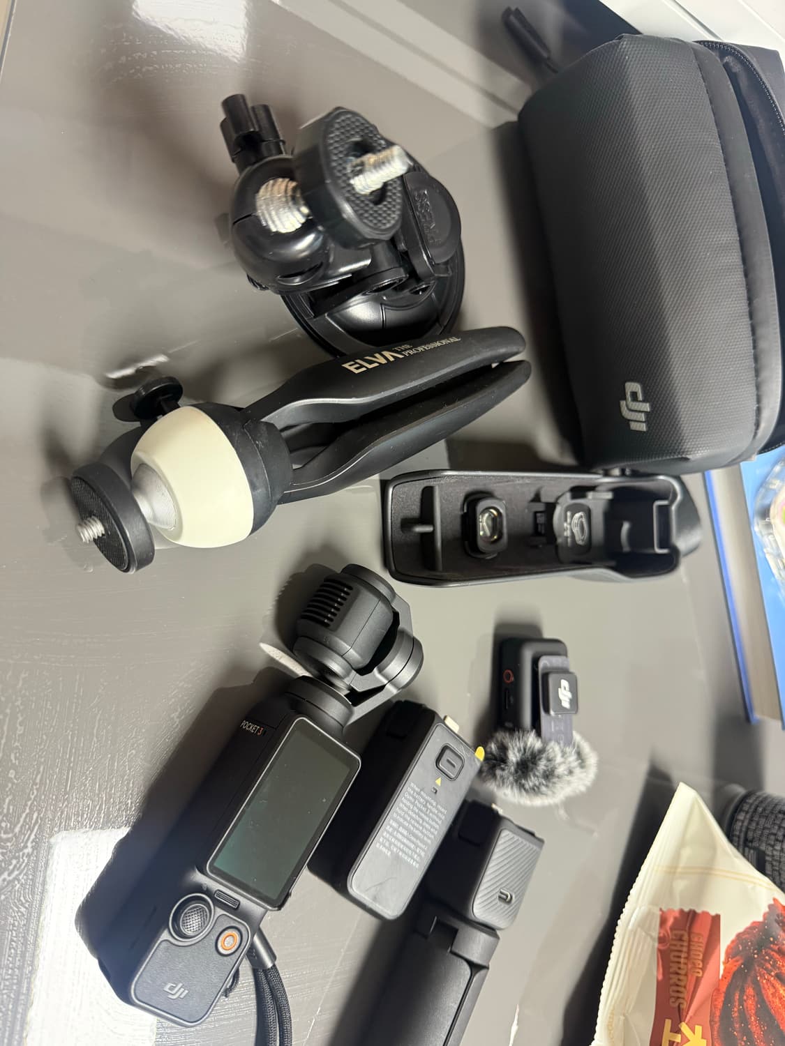 DJI 오즈모 포켓 3 크리에이터 콤보(sd카드,박스 포함x) 상품이미지3