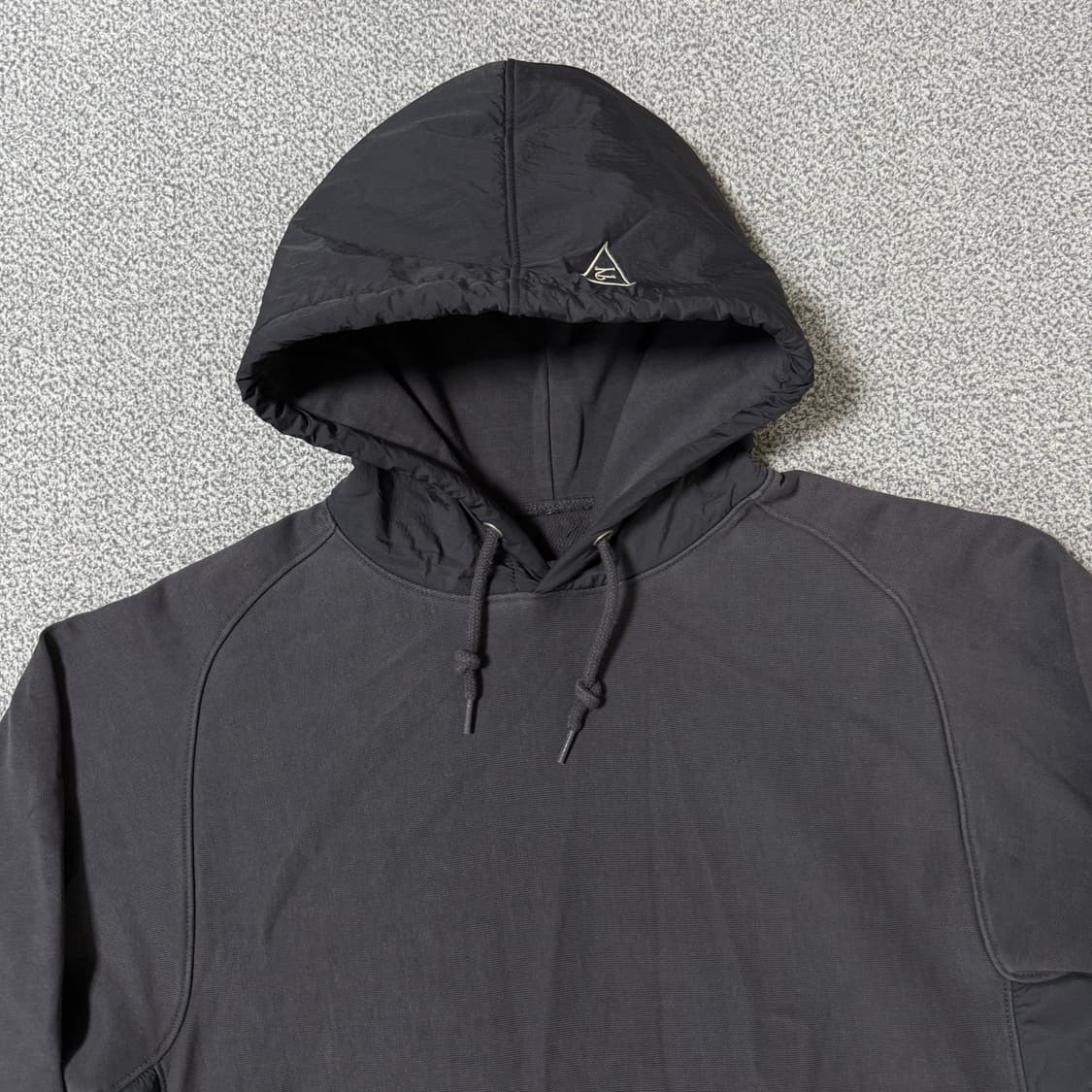 [정가 18만원] Noice 노이스 후드티 M 상품이미지3