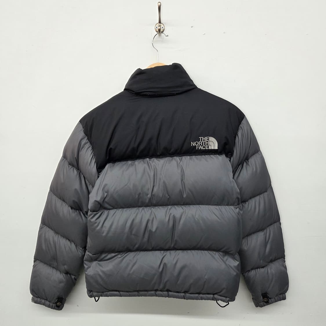 노스페이스 눕시 패딩 그레이/블랙 남m 상품이미지6