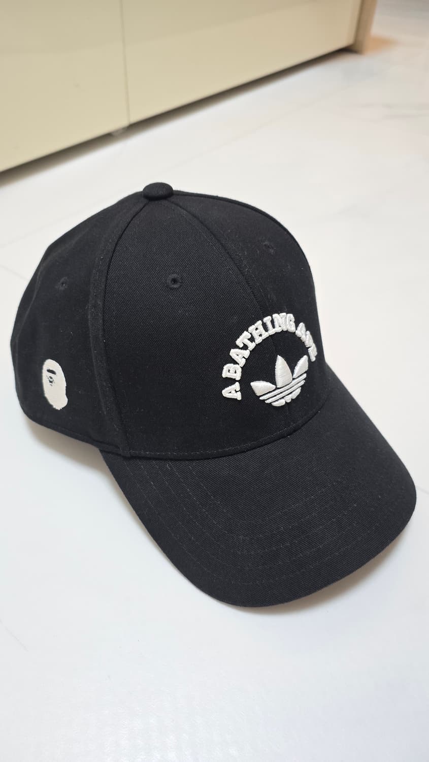 베이프x아디다스 볼캡 상품이미지1