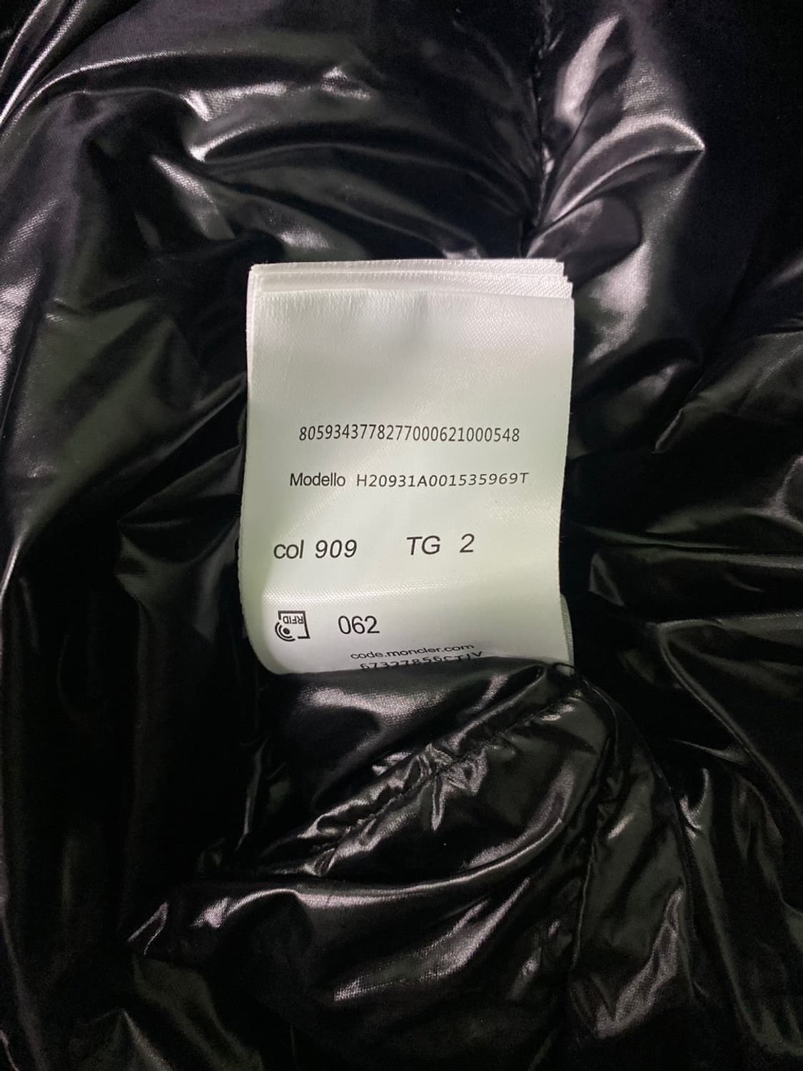 몽클레어 마데이라 블랙 패딩  L 상품이미지9