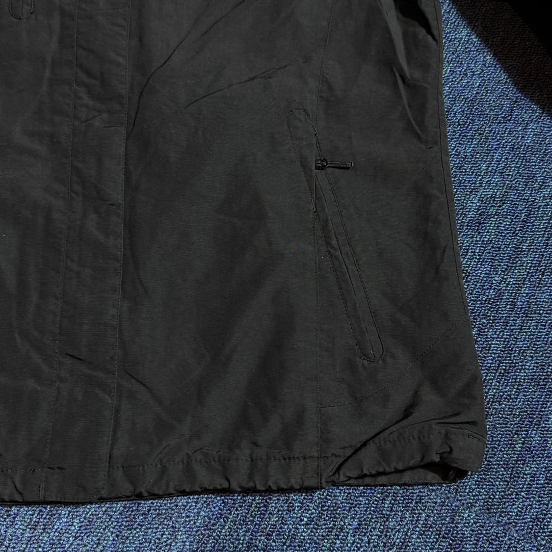 노스페이스 블랙 후드 바람막이  상품이미지3