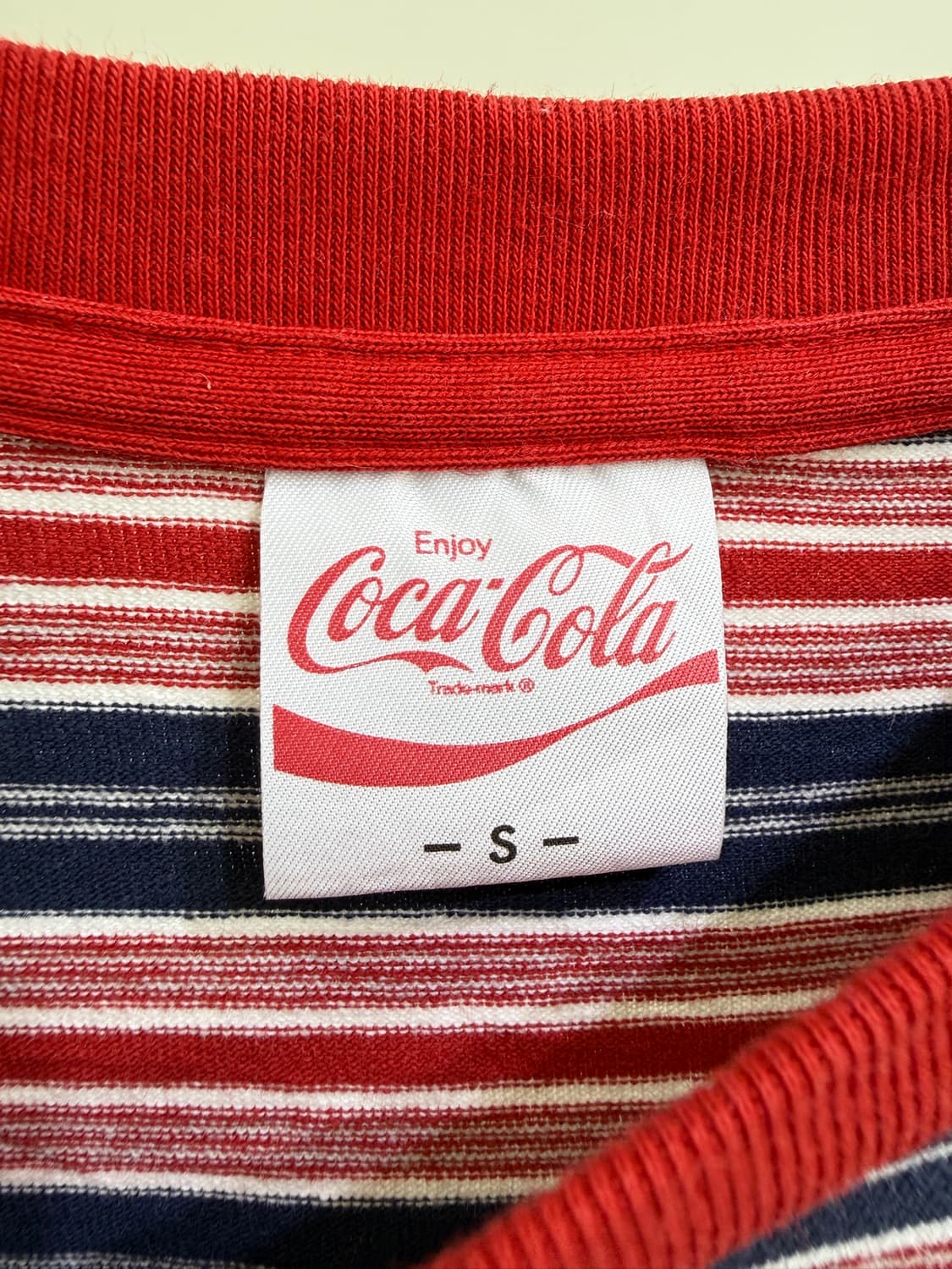 GU x COCA COLA 스트라이프 티셔츠 상품이미지5
