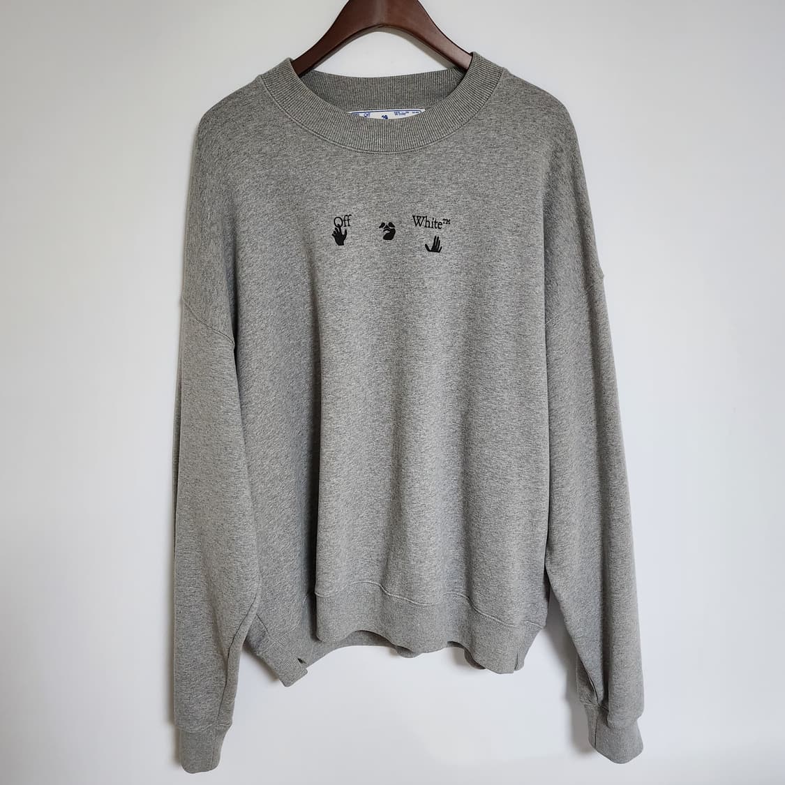 [L] 오프화이트 그레이 마커 애로우 맨투맨 상품이미지3