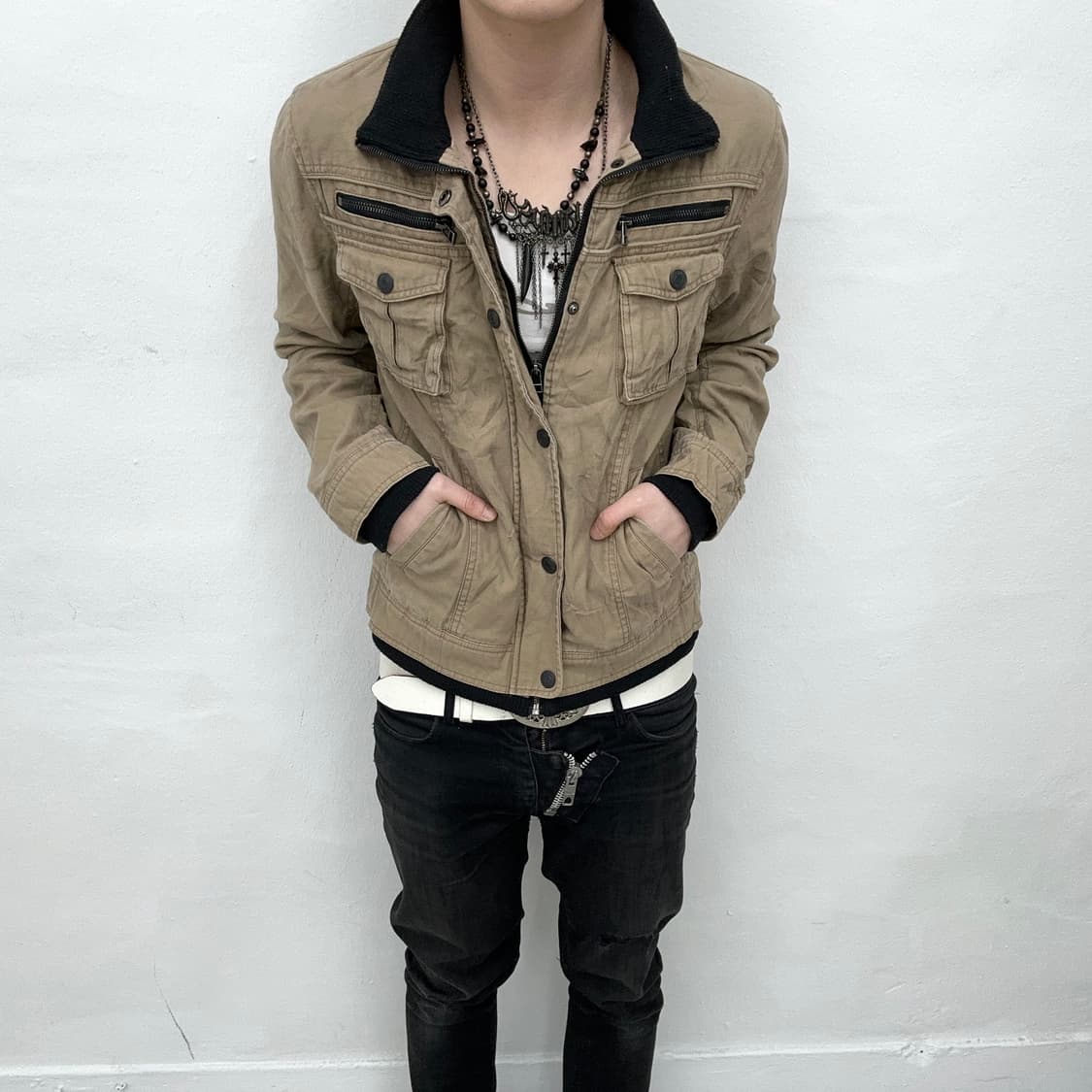 in the attic beige field jacket 상품이미지1