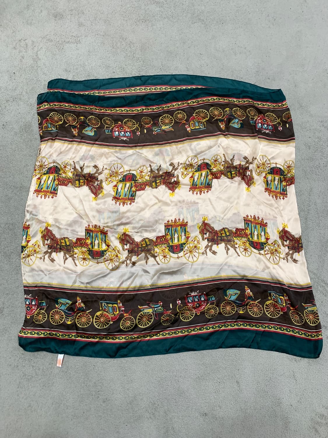 에르메스 실크 스카프 상품이미지1