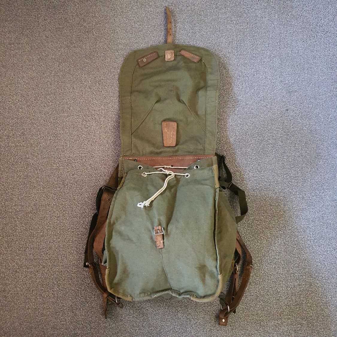 70s 루마니아군용 배낭 상품이미지6